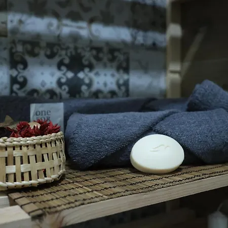 Oda ve Kahvaltı La Clessidra Bari