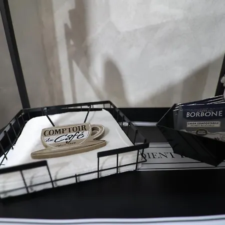 לינה וארוחת בוקר La Clessidra 4*