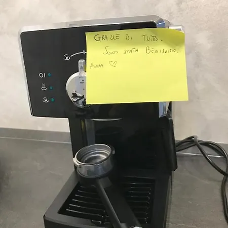 לינה וארוחת בוקר La Clessidra